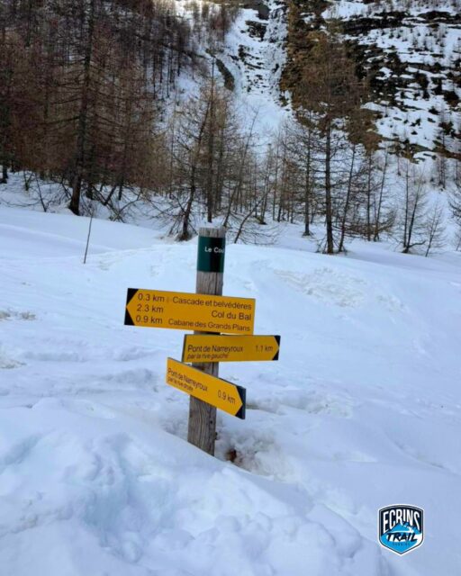 Bon on va attendre encore un peu ?
Pas d'inquiétude ! La neige en avril, c'est un peu normal mais ça fond très vite surtout en dessous d'une certaine altitude. On espère juste que la canicule ne va pas prendre le dessus rapidement :-)

#traildesecrins #trailrunning #esprittrail #courseapied #ecrins